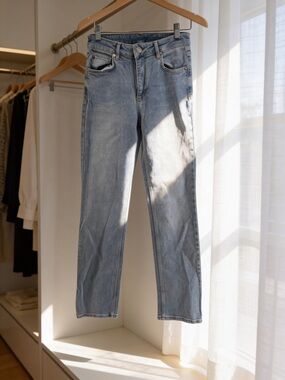 Lola Jeans Denver High-Rise Straight Leg Light Wash Denim Jeans 28x31